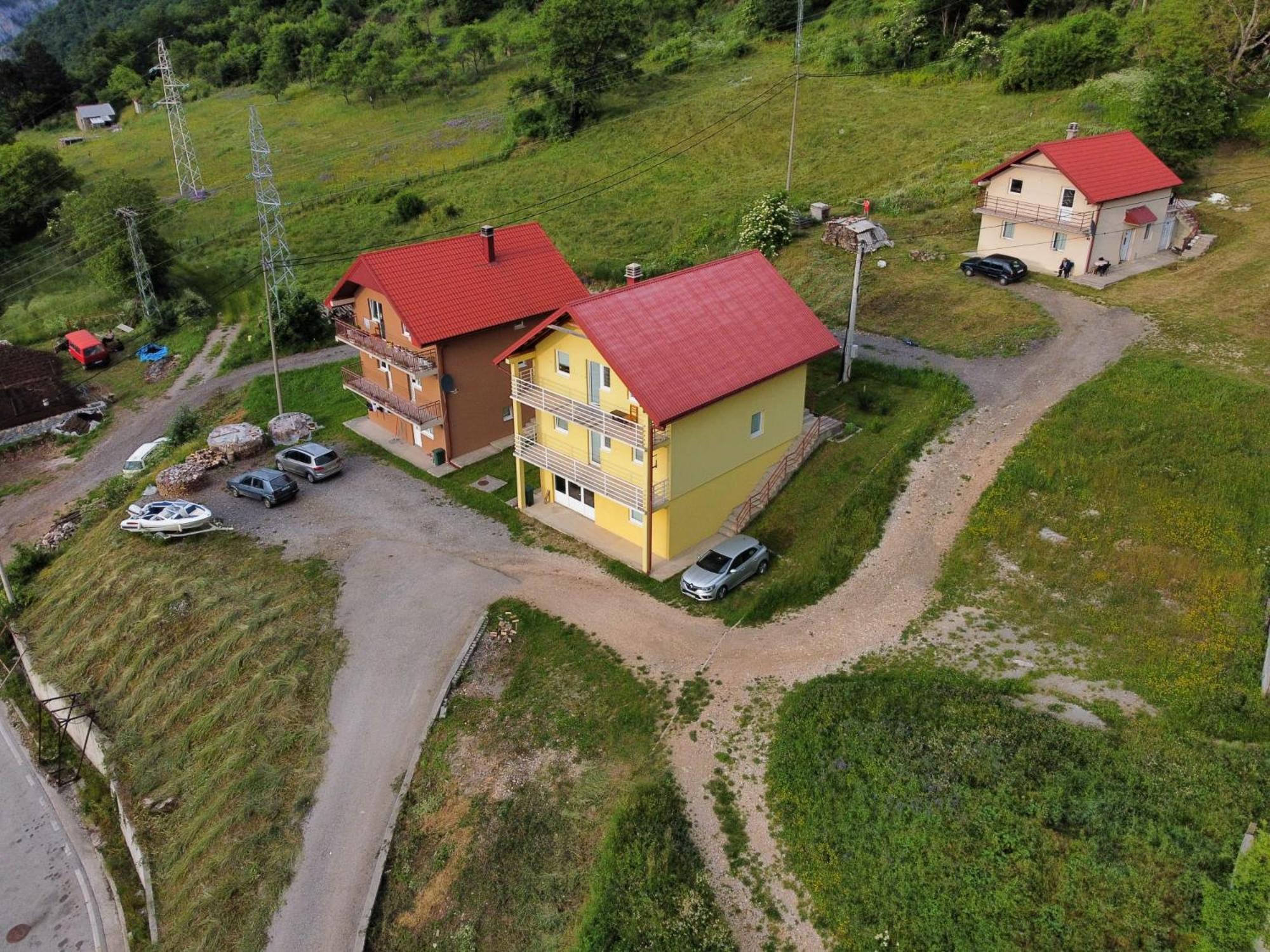 Apartman Ognjenovic Apartment Pluzine Exterior photo